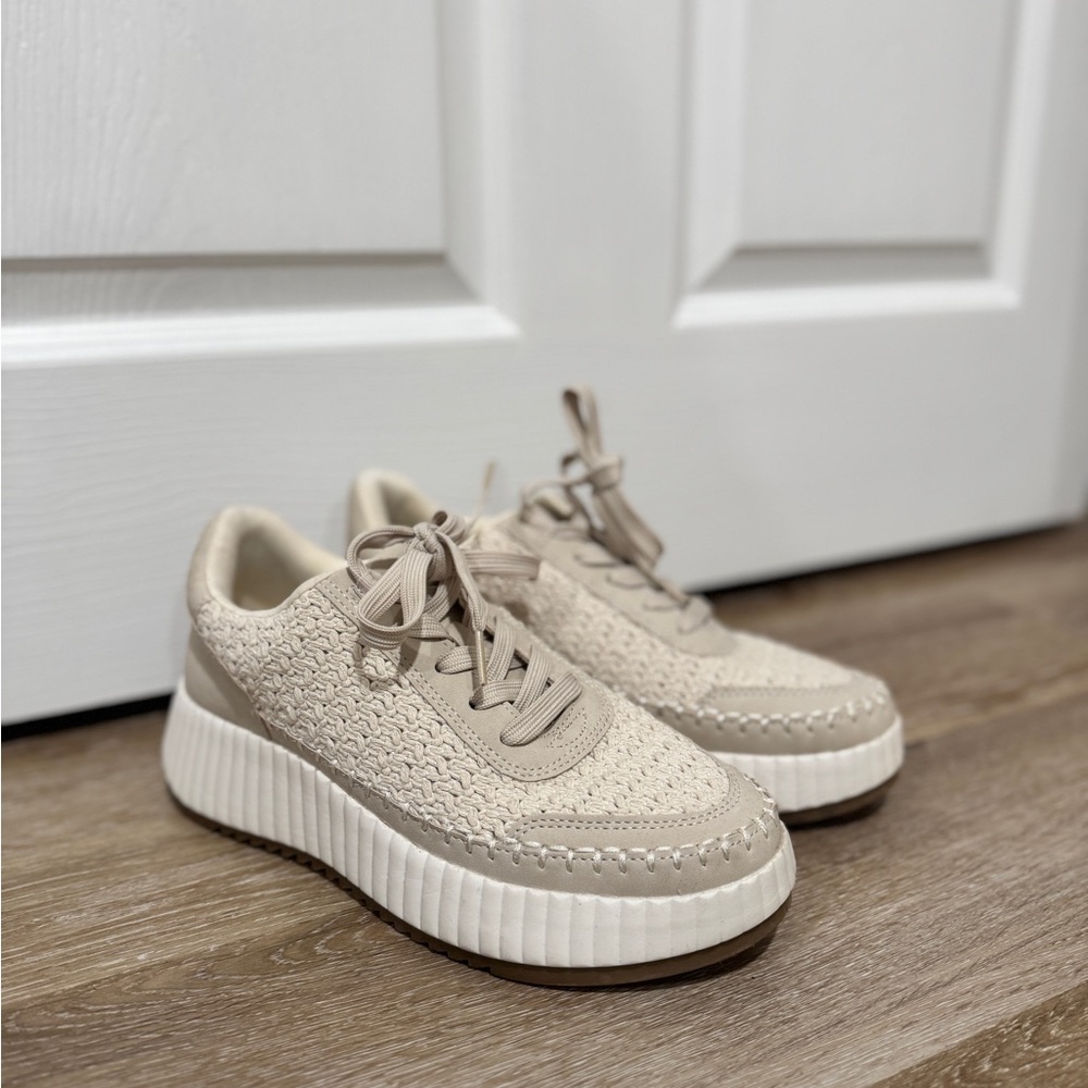 Dolce Vita Sneaker
